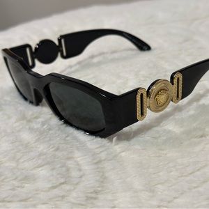 Versace VE4361 Biggie Sunglasses - Black